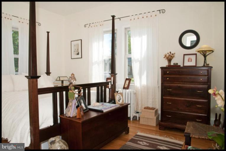 9411 Garwood Street Silver Spring, MD 20901 - Photo 9 of 30 Bedroom #1