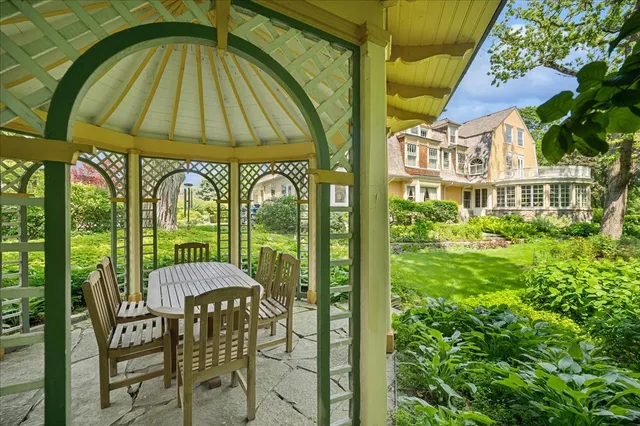 $2,995,000 | 202 Greenwood Street, Evanston, IL 60201