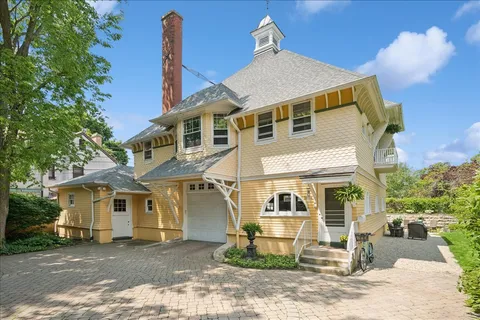 $2,995,000 | 202 Greenwood Street, Evanston, IL 60201