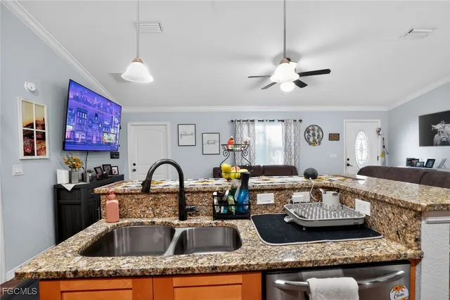 $249,900 | 601 Renault Avenue, Sebring, FL 33872