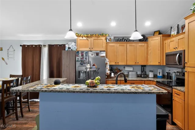 $249,900 | 601 Renault Avenue, Sebring, FL 33872