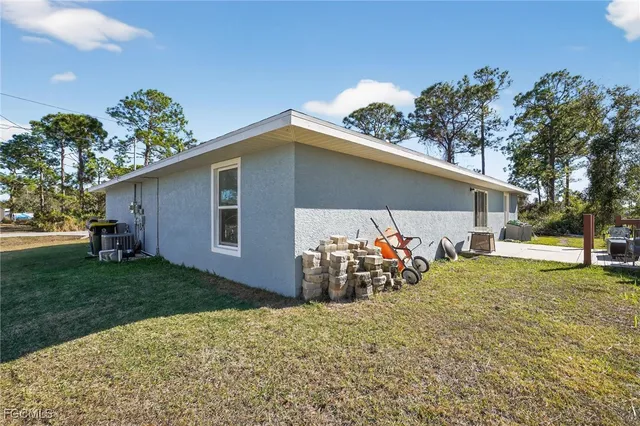 $249,900 | 601 Renault Avenue, Sebring, FL 33872