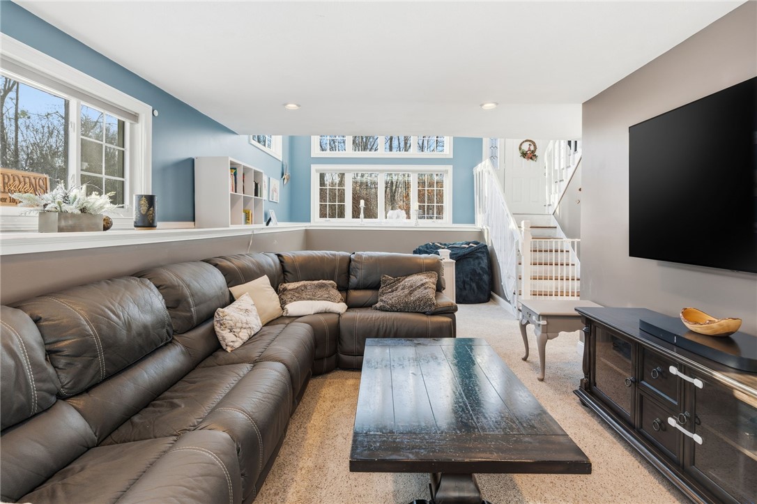 1720 Harkney Hill Road Coventry, RI 02816 - Photo 11 of 27