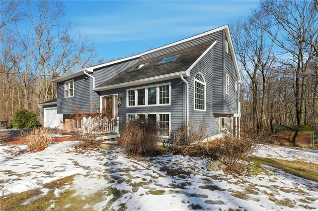 $549,900 | 1720 Harkney Hill Road, Coventry, RI 02816