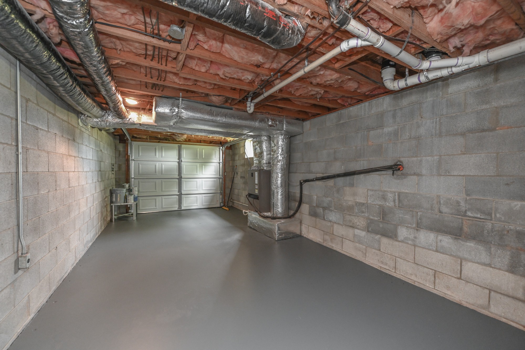 4334 Mt Zion Road Springfield, TN 37172 - Photo 31 of 52 a view of a room with racks on the wall