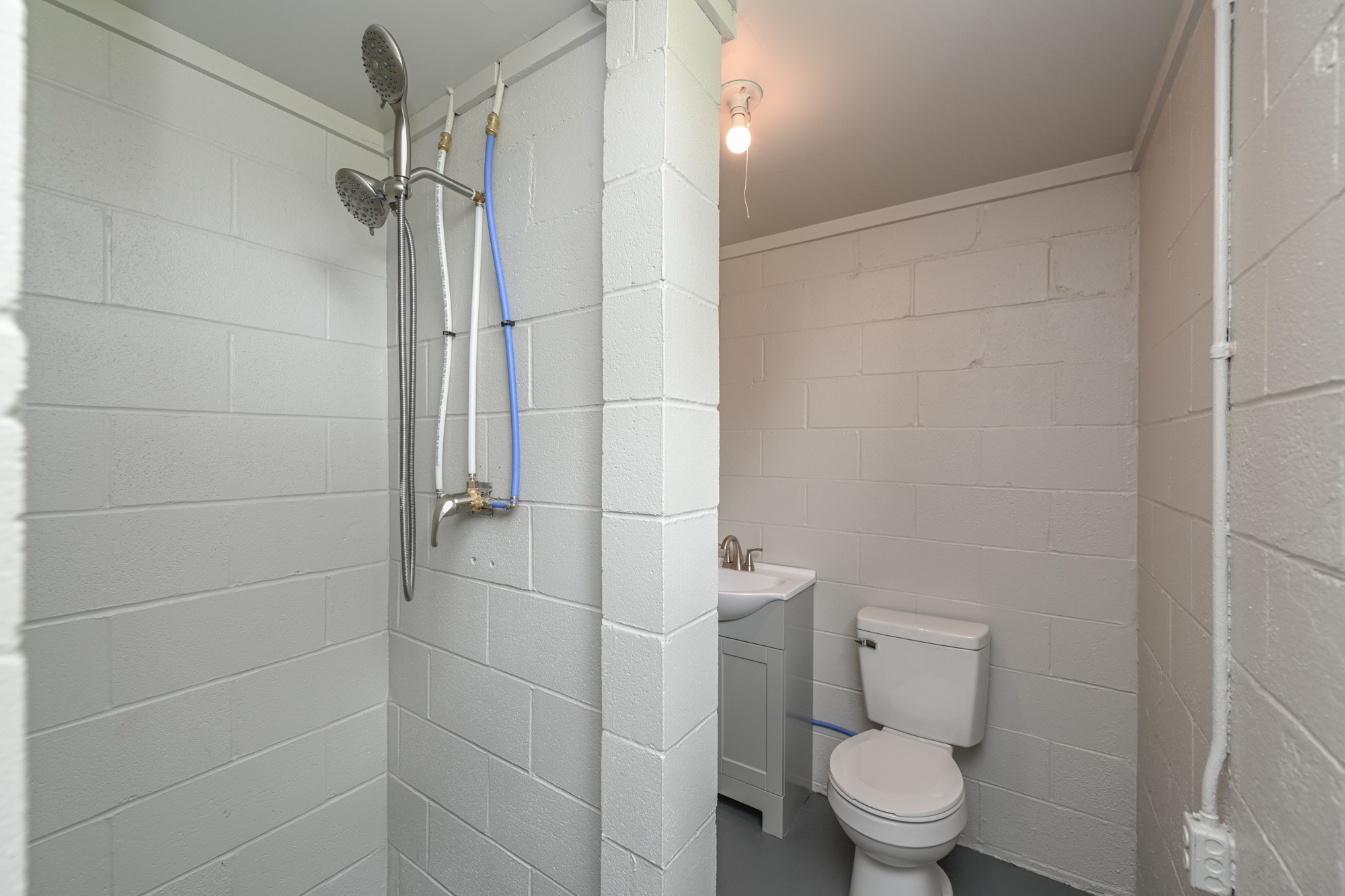 4334 Mt Zion Road Springfield, TN 37172 - Photo 33 of 52 a bathroom with a toilet and a shower