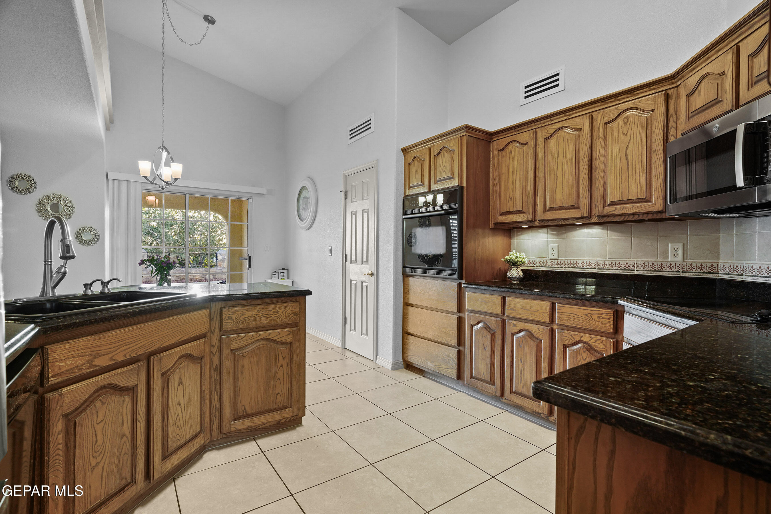 1533 Cimarron Ridge Drive El Paso, TX 79912 - Photo 16 of 43 DSC06228