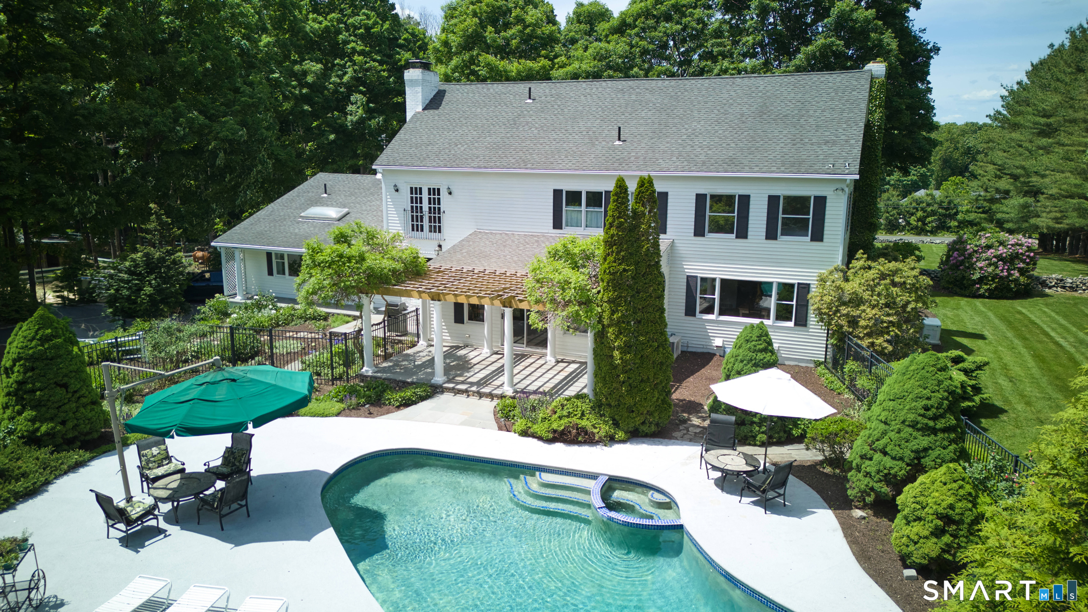 345 Rock House Road Easton, CT 06612 - Photo 2 of 31