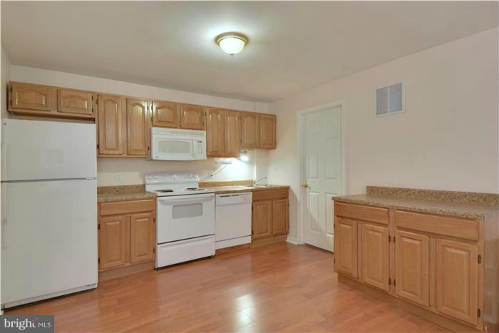 1211 Hollyoak Road Odenton, MD 21113 - Photo 17 of 30 Interior (General)