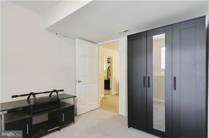 1211 Hollyoak Road Odenton, MD 21113 - Photo 20 of 30 Bedroom