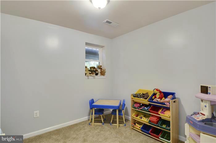 1211 Hollyoak Road Odenton, MD 21113 - Photo 21 of 30 Interior (General)