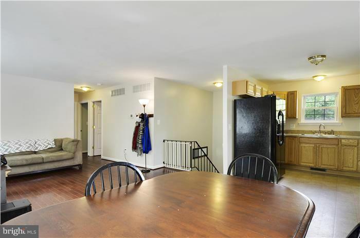 1211 Hollyoak Road Odenton, MD 21113 - Photo 6 of 30 Dining Room