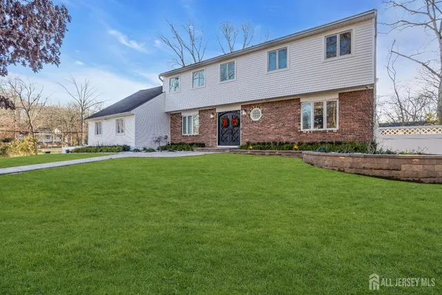 $979,900 | 1 Kerry Court, Old Bridge, NJ 08857