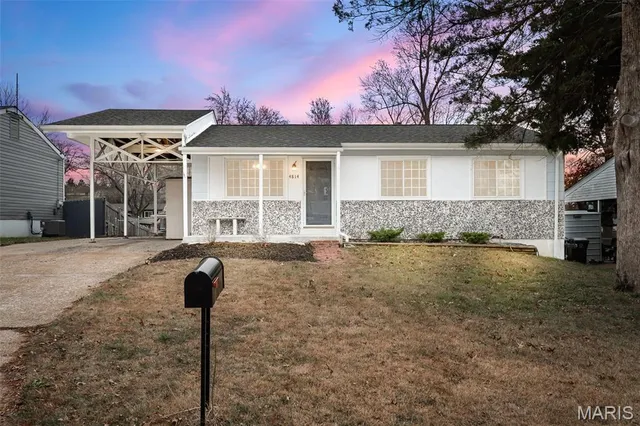 $190,000 | 4814 Orange Blossom Lane, Hazelwood, MO 63042