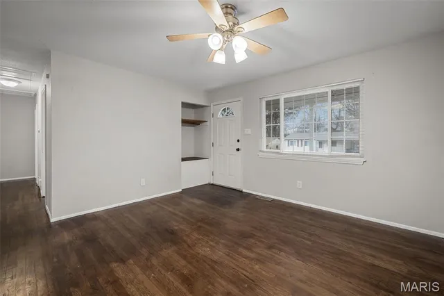 $190,000 | 4814 Orange Blossom Lane, Hazelwood, MO 63042