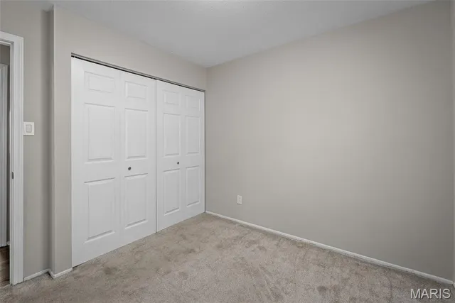 $190,000 | 4814 Orange Blossom Lane, Hazelwood, MO 63042