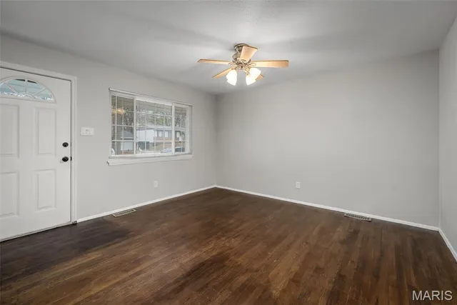 $190,000 | 4814 Orange Blossom Lane, Hazelwood, MO 63042