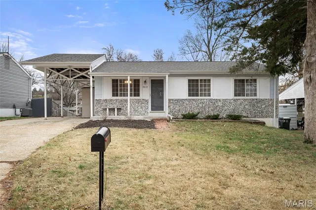 $190,000 | 4814 Orange Blossom Lane, Hazelwood, MO 63042