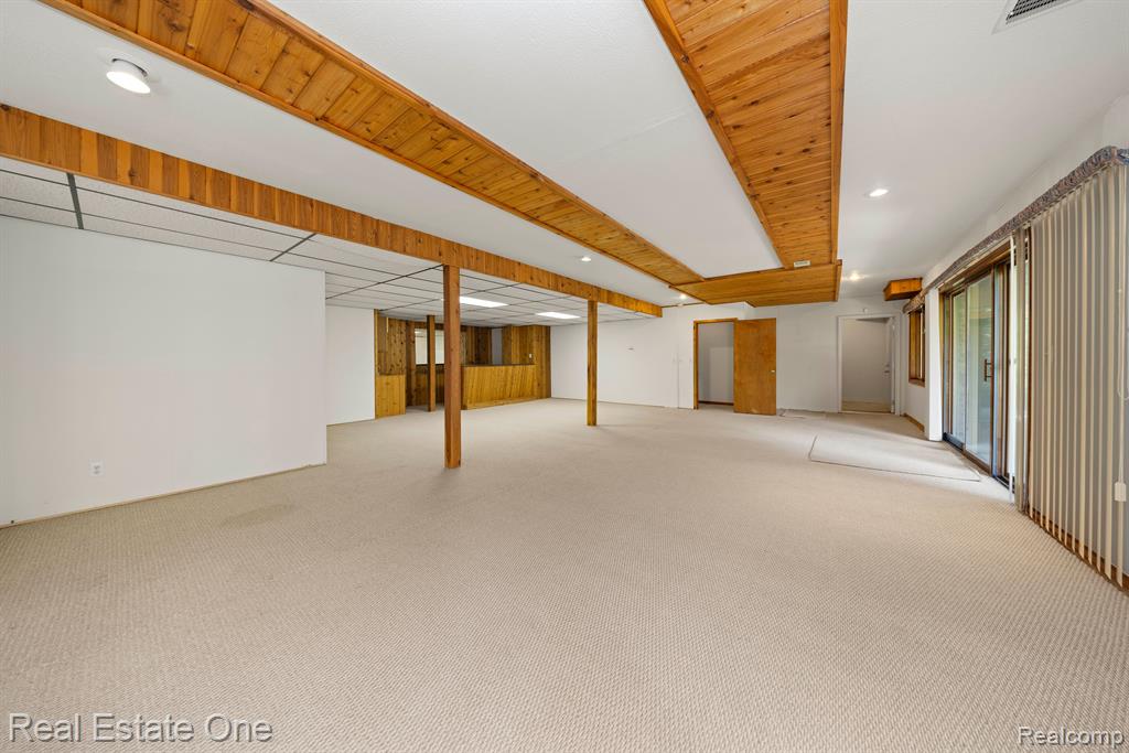 30971 Country Ridge Circle Farmington Hills, MI 48331 - Photo 36 of 47