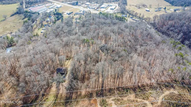 $750,000 | 121 Old State Circle, Powell, TN 37849