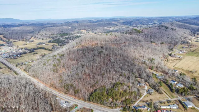 $750,000 | 121 Old State Circle, Powell, TN 37849