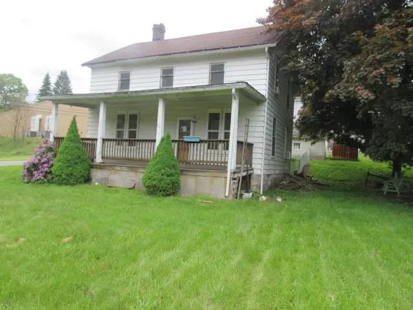 $30,000 | 500 Clark Street, Hooversville, PA 15936