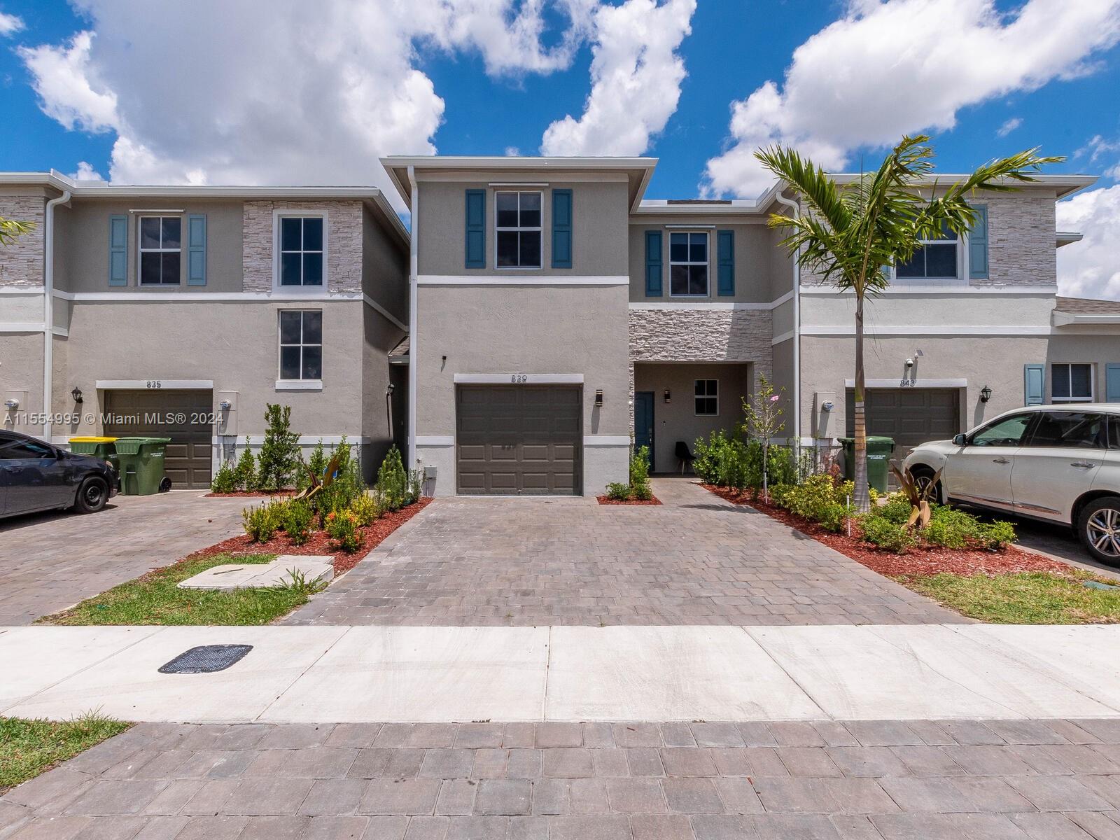 839 Southeast 17th Ct  