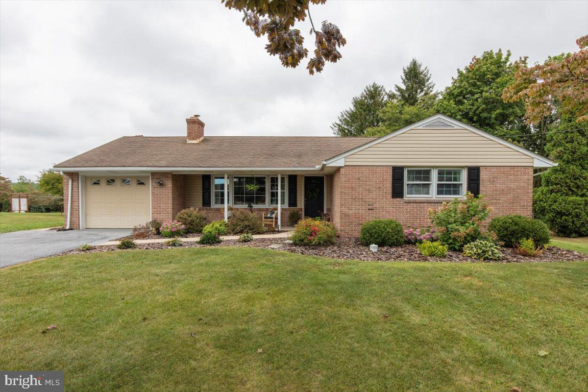 1705 County Line Road Bechtelsville, PA 19505 - Photo 1 of 25 Gallery Image 1