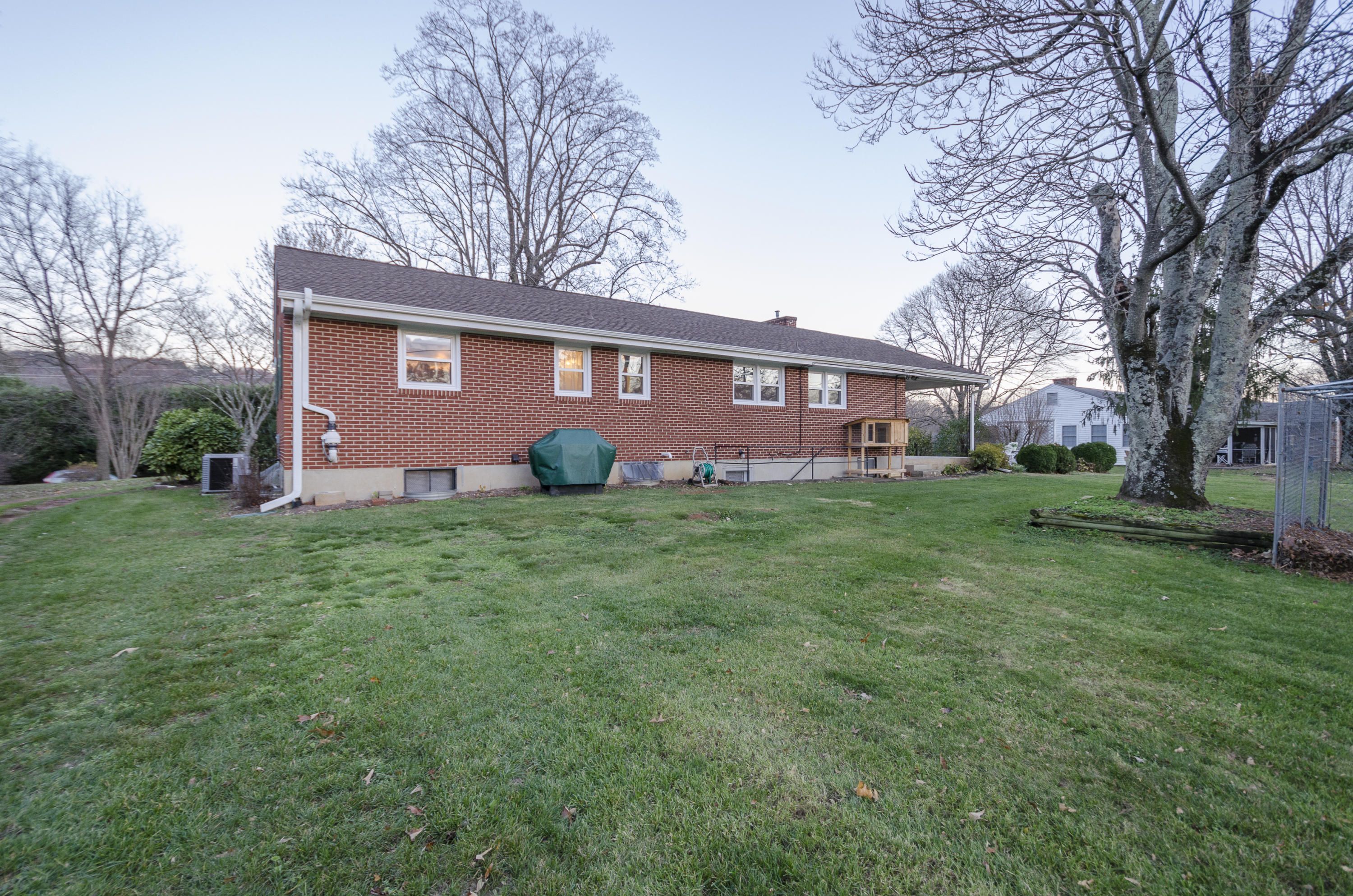 2161 Feather Road Vinton, VA 24179 - Photo 35 of 36 Back