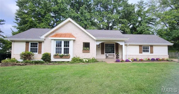 $590,000 | 503 Briarwyck Drive, Ballwin, MO 63011