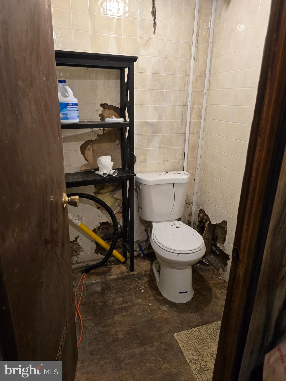 101 Bridge Street Mahanoy Plane, PA 17949 - Photo 22 of 39 a bathroom with a toilet and a shower