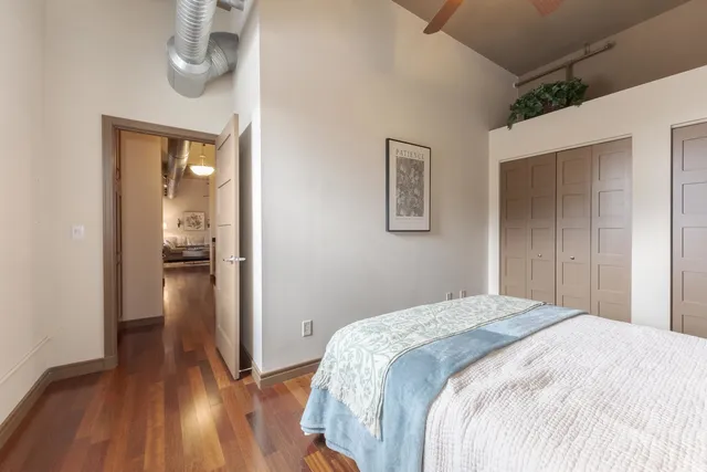 $165,000 | 212 North Center Street, Unit 502, Bloomington, IL 61701