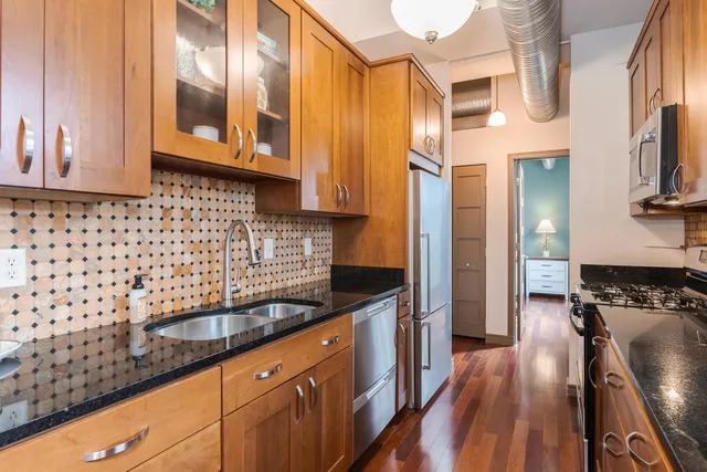 $165,000 | 212 North Center Street, Unit 502, Bloomington, IL 61701