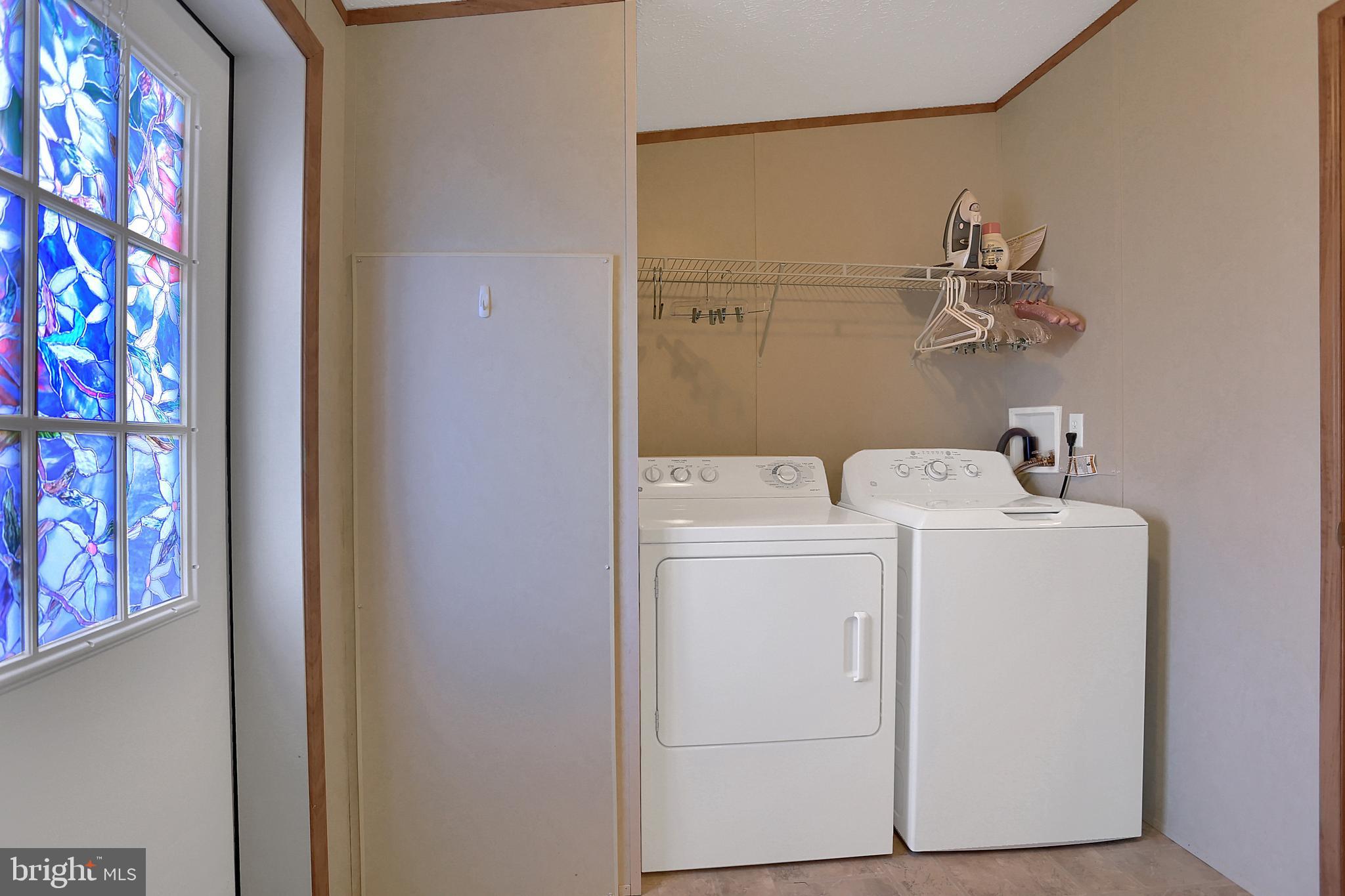 220 Country Ridge Drive York, PA 17408 - Photo 15 of 20 Gallery Image 15