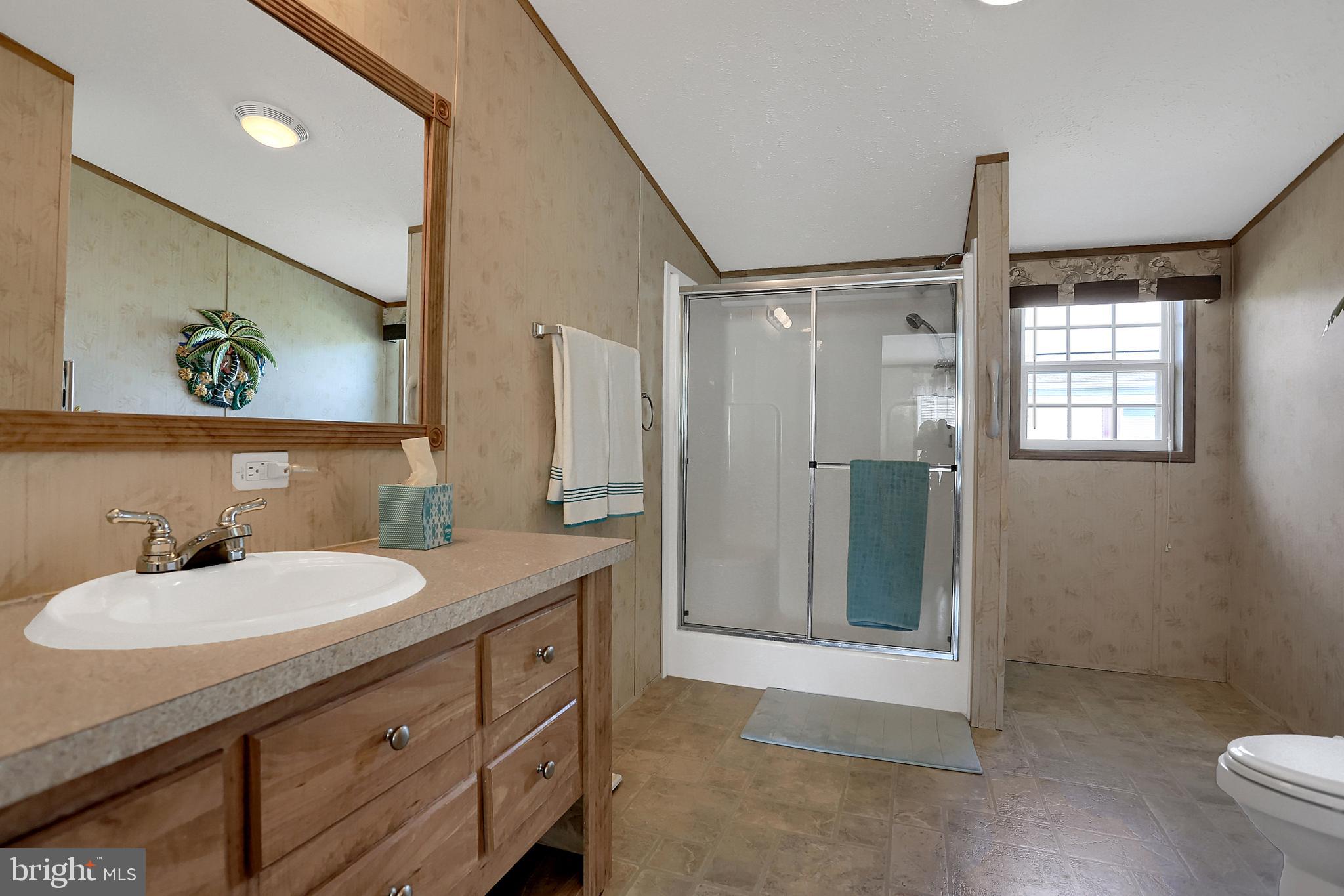 220 Country Ridge Drive York, PA 17408 - Photo 10 of 20 Gallery Image 10