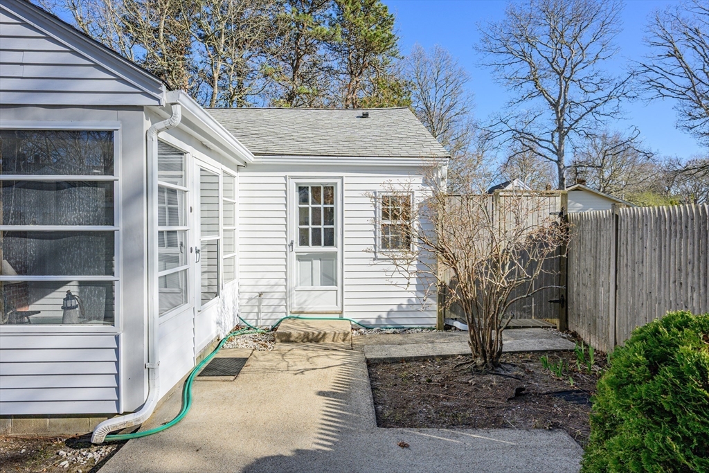 21 Nearmeadows Road Yarmouth, MA 02673 - Photo 32 of 35