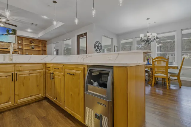 $999,900 | 5535 Fm 350 Street North, Livingston, TX 77351