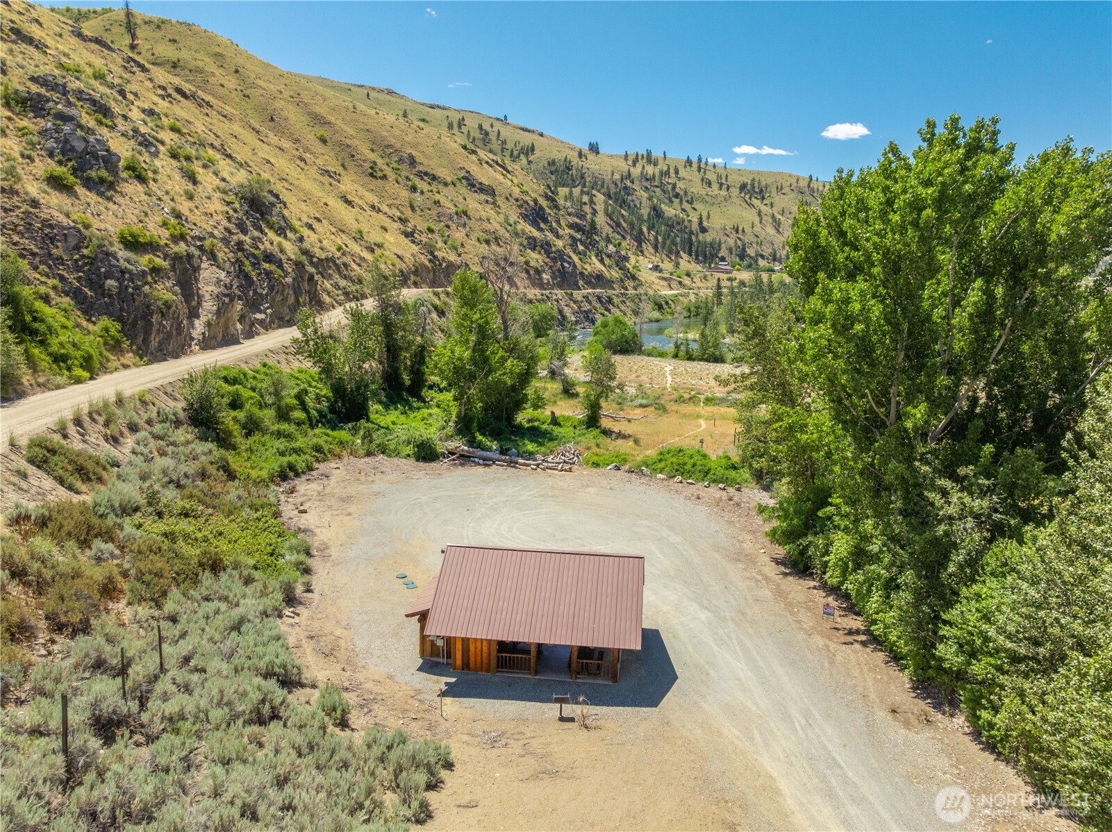 164 B Burma Road Pateros, WA 98846 - Photo 8 of 21