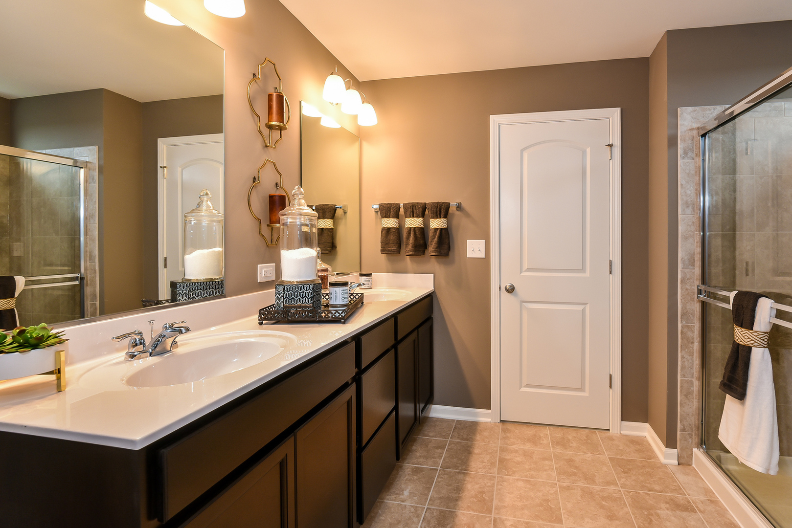 1978 Stapleton Road New Lenox, IL 60451 - Photo 16 of 48 a bathroom with a sink double vanity and a mirror