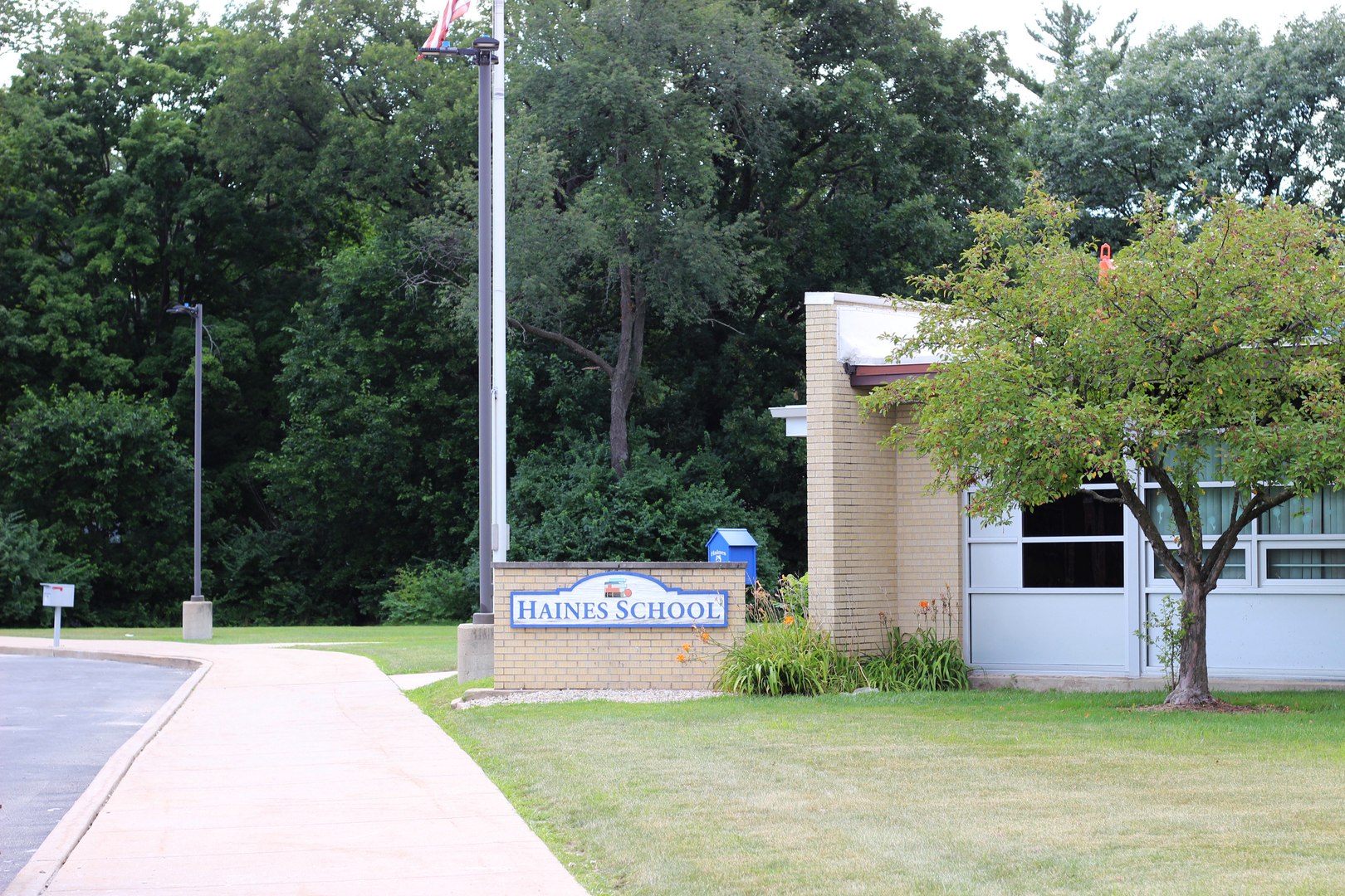 1978 Stapleton Road New Lenox, IL 60451 - Photo 37 of 48 a view of a back yard