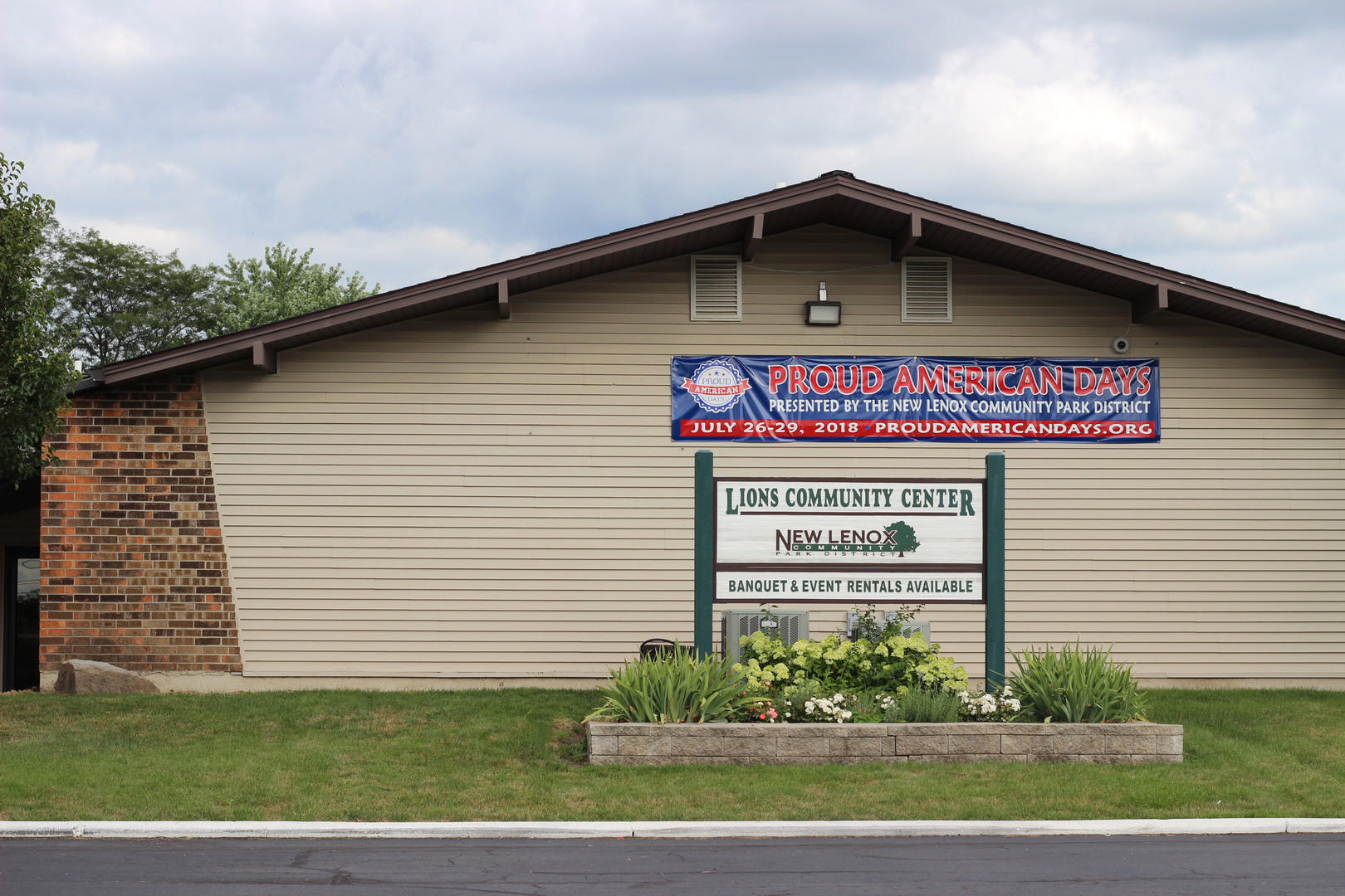 1978 Stapleton Road New Lenox, IL 60451 - Photo 44 of 48 a sign on the side of a building
