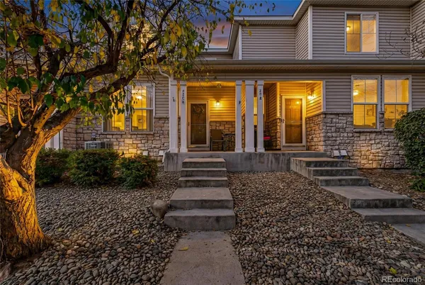 a view of a pathway of a house