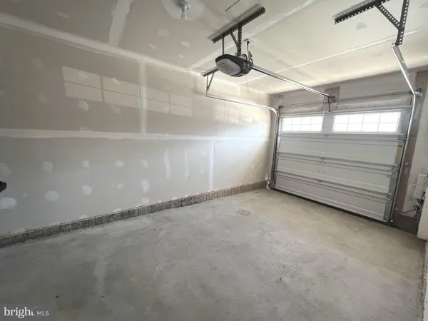 $2,900 | 620 Shore Forest Drive, Glen Burnie, MD 21060