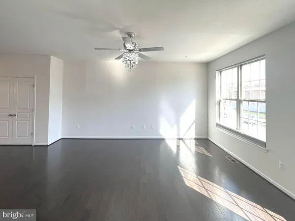 $2,900 | 620 Shore Forest Drive, Glen Burnie, MD 21060