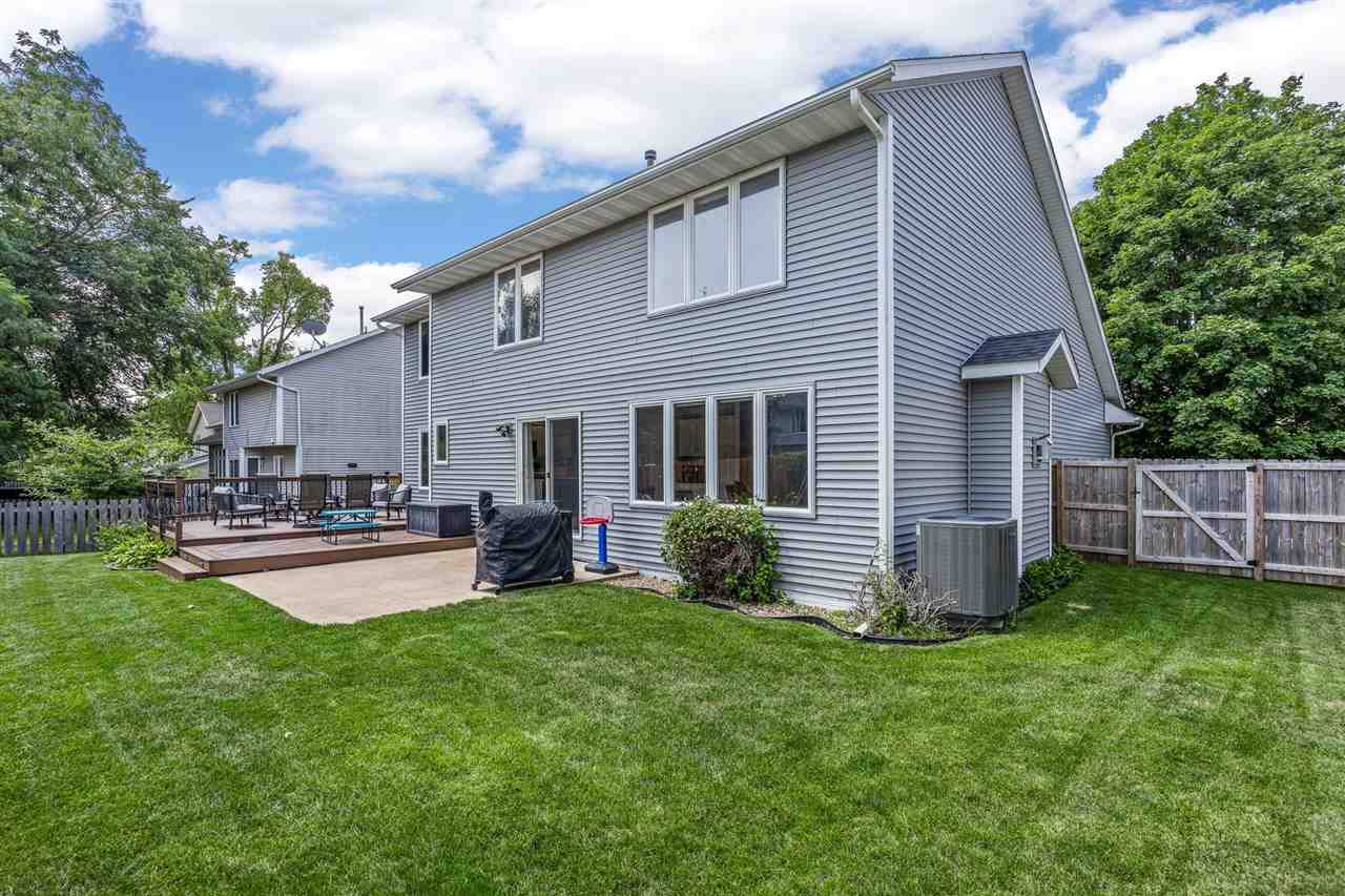 7112 Walden Road Northeast Cedar Rapids, IA 52402 - Photo 29 of 31 Gallery Image 29
