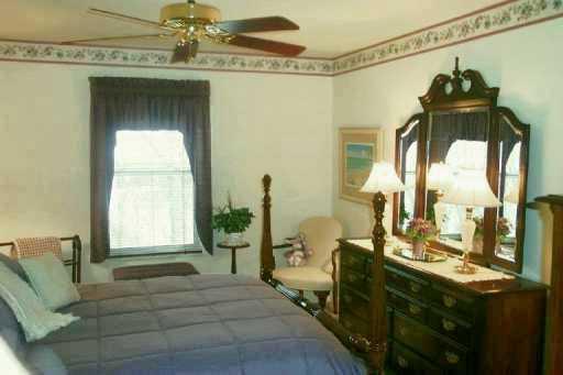 1158 Old Farm Road Lawrence, PA 15055 - Photo 6 of 8 Other.