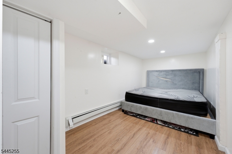 183 Graham Avenue Paterson, NJ 07501 - Photo 23 of 32