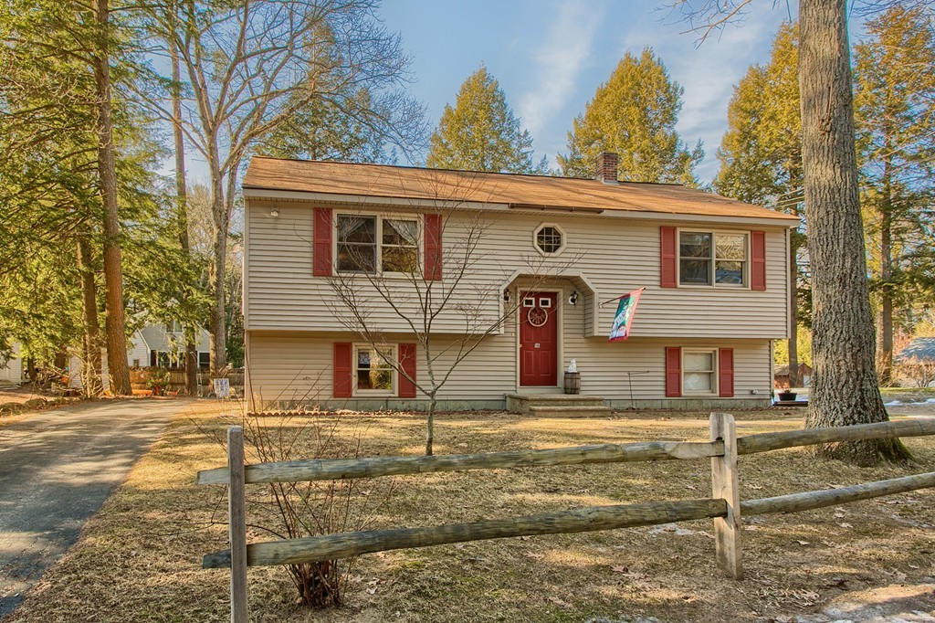 16 3 Jays Road Ashburnham, MA 01430 - Photo 1 of 27