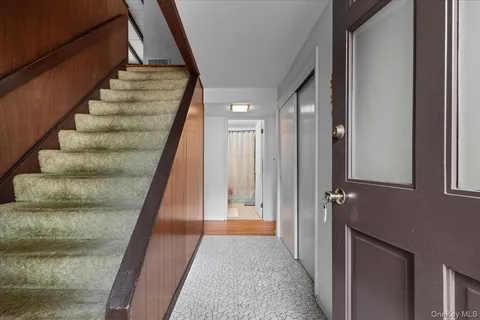 $845,000 | 131 Deertrack Lane, Irvington, NY 10533