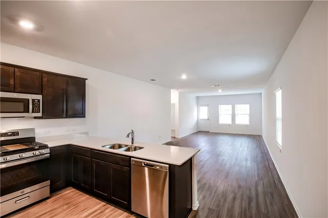 $1,695 | 328 Mica Trail, Maxwell, TX 78656